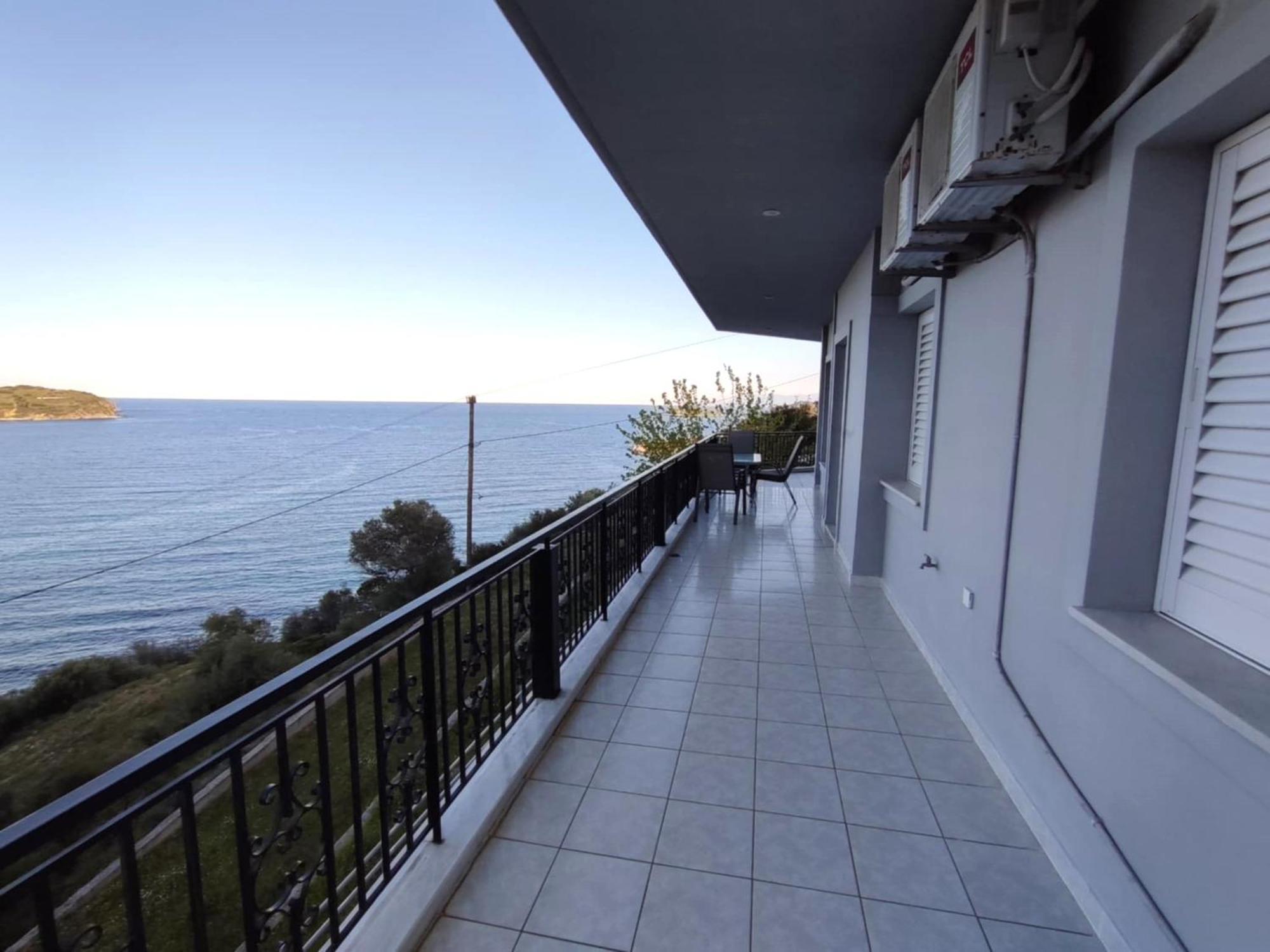 Aegean Beachfront Petriai Luaran gambar
